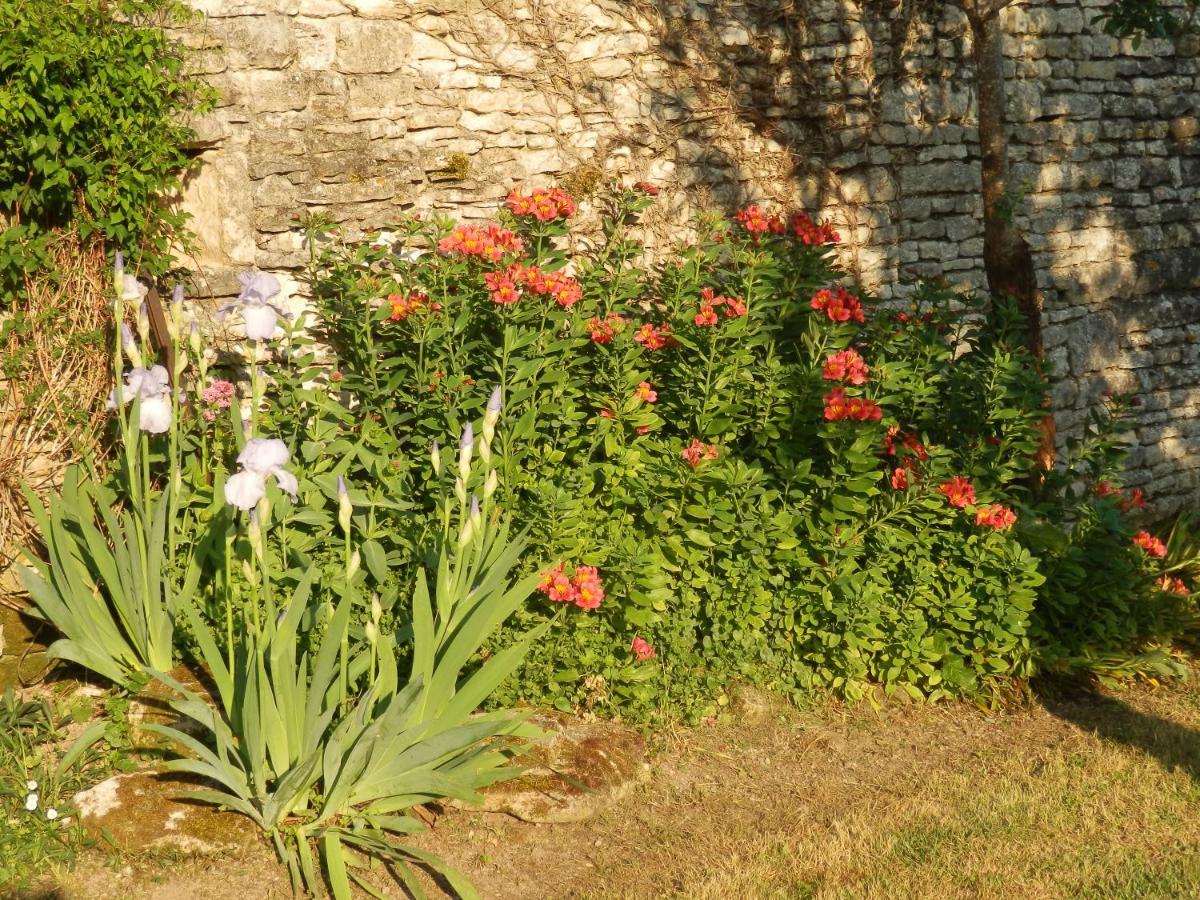 Le Petit Souhait & Le Verger Gourvillette Luaran gambar